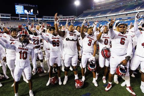 is south carolina an hour ahead|Five final thoughts and a score prediction ahead of South Carolina vs. O.